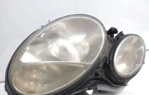Mercedes-Benz E W211 Headlight/headlamp A0028202426 5DV00829000