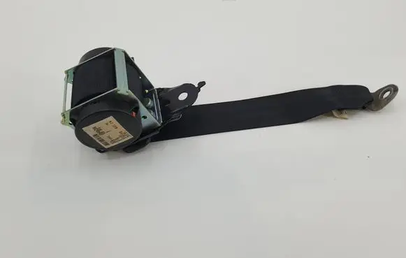 Mazda 3 I Rear seatbelt 6070217 606406300 BR5S