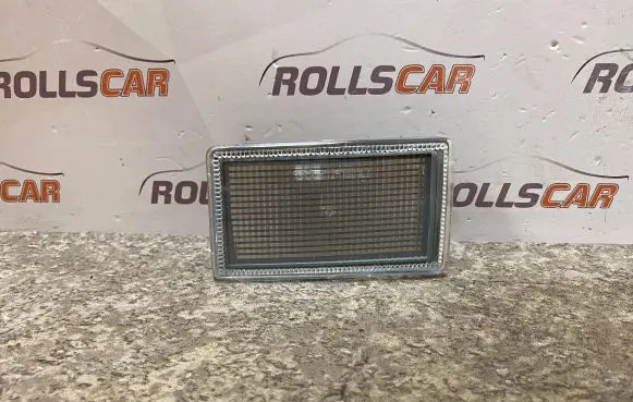 Volkswagen Golf III Front reflector 125091B 125091016