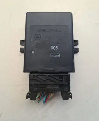 Mercedes-Benz E W211 Air suspension control unit module (rear) A2115450432