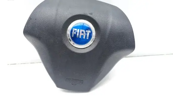 Fiat Grande Punto Steering wheel airbag 07354104460 CA700432XX