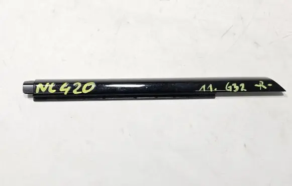 BMW 6 G32 Gran Turismo Front door glass trim molding 7415682