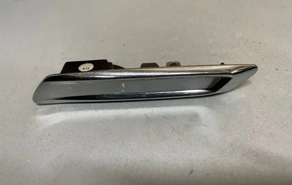 BMW 5 F10 F11 Front fender indicator light 7336646