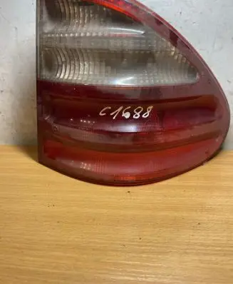 Mercedes-Benz E W210 Rear/tail lights A2108205464 C1688