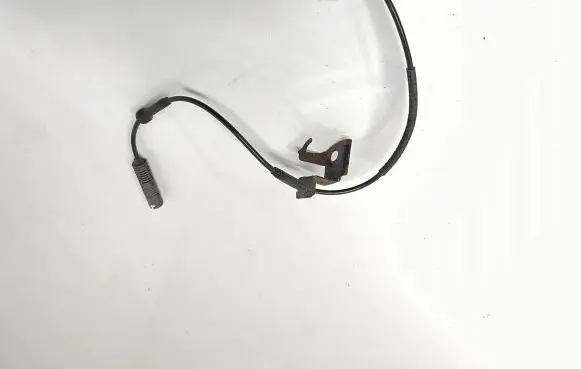 BMW 3 E90 E91 ABS brake wheel speed sensor 6770630
