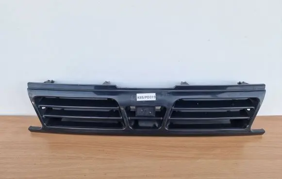 KIA Pride Front grill K33950710