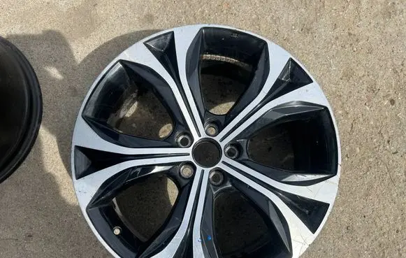 Toyota Yaris Cross R19 alloy rim PW4570E003