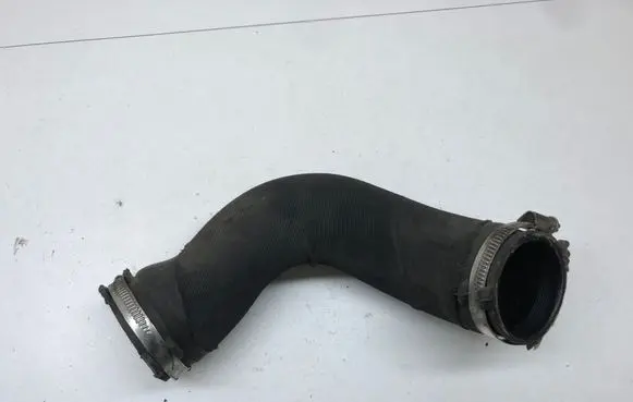 Audi A4 S4 B8 8K Intercooler hose/pipe 8K0145737H