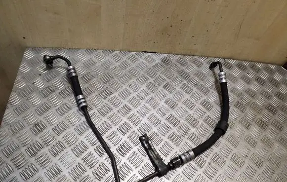 Opel Omega B2 Power steering hose/pipe/line 9156561 9156562