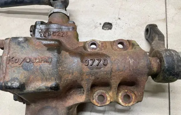 Nissan Navara D40 Steering rack T05D276 0770