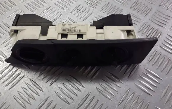 Skoda Fabia Mk1 (6Y) Interior fan control switch 6Y0820045