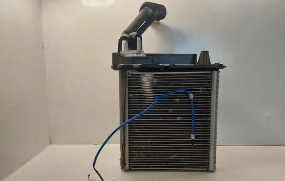 Air conditioning (A/C) radiator (interior)
