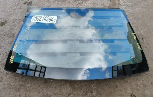Mercedes-Benz C W204 Front windscreen/windshield window 