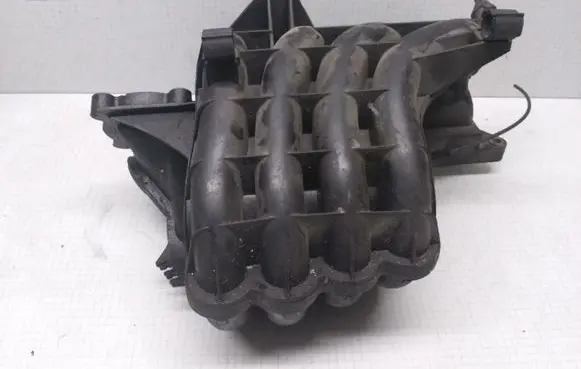 Skoda Octavia Mk1 (1U) Intake manifold 038129711 038129711BK