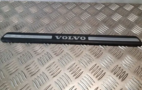 Volvo V70 Front sill trim cover 8659960