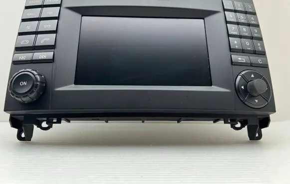 Mercedes-Benz Vito Viano W447 Radio/CD/DVD/GPS head unit A4479009005