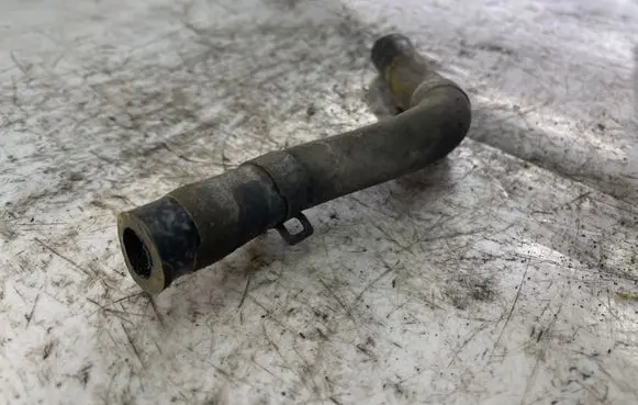 Hyundai Matrix Engine coolant pipe/hose