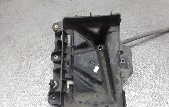 Skoda Fabia Mk2 (5J) Battery tray 