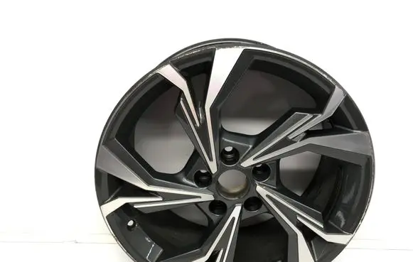 Audi A3 8Y R18 alloy rim 8Y0601025H ET46 80JX18H2