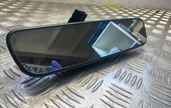 KIA EV6 Rear view mirror (interior) E11048835
