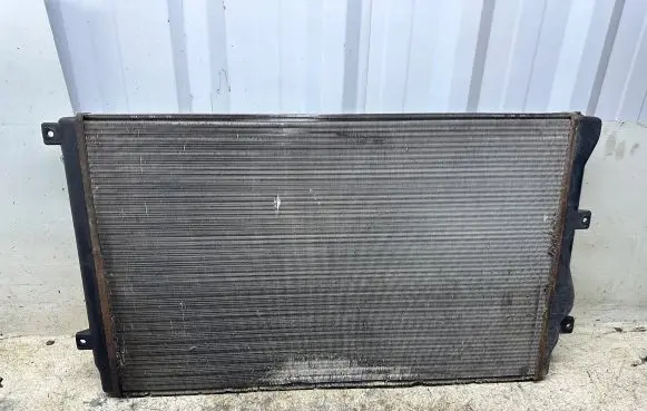 Volkswagen Caddy Coolant radiator