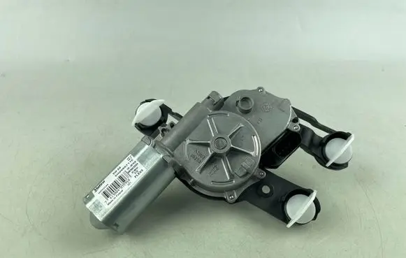 Volkswagen Golf VIII Rear window wiper motor 5H0955711C