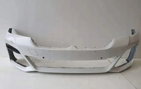 BMW 5 G30 G31 Front bumper 8098644