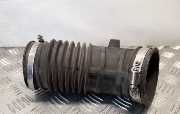 Chrysler 300 - 300C Air intake hose/pipe 0210490A