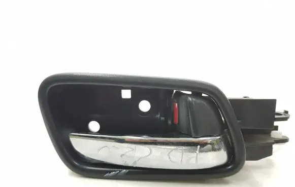 Honda CR-V Front door interior handle