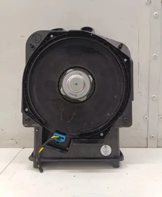 BMW 1 F40 Subwoofer speaker 9275995