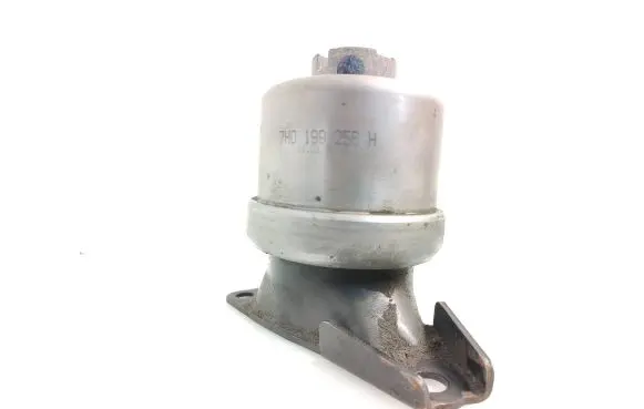 Volkswagen Transporter - Caravelle T5 Engine mount bracket 7H0199256H