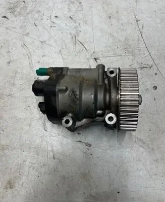 Dacia Logan VAN Fuel injection high pressure pump 9303Z111B