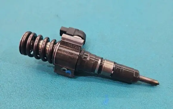 Volkswagen PASSAT B6 Fuel injector 03G130073T IMPRK1557026