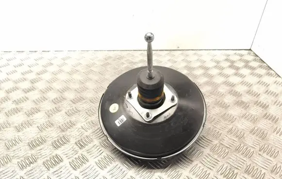 Volkswagen Golf V Brake booster 1K1614105BM