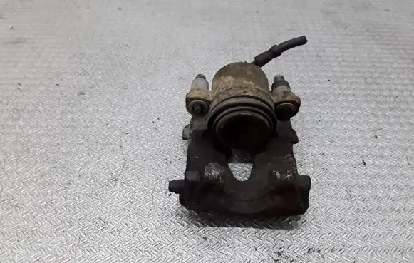 Skoda Octavia Mk1 (1U) Front brake caliper