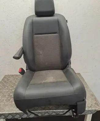 Peugeot Expert Front driver seat 9673891680