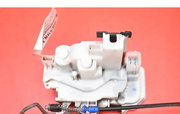 Citroen Nemo Front door lock 1365229080
