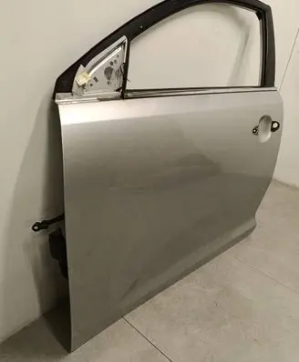 KIA Sportage Front door
