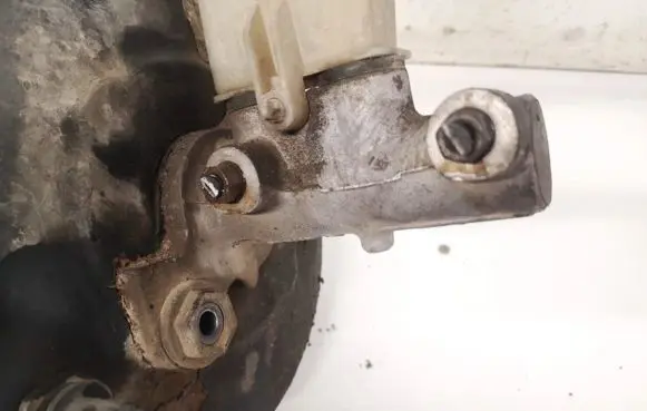 Opel Vectra C Master brake cylinder