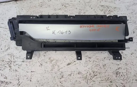 Hyundai Ioniq Radiator trim mf153neaa