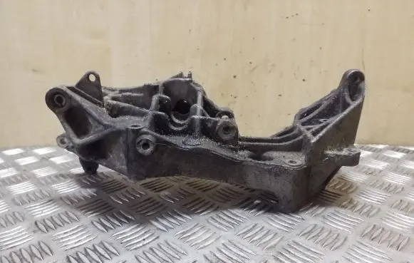 Generator/alternator bracket
