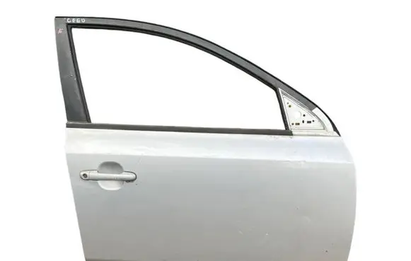 KIA Ceed Front door