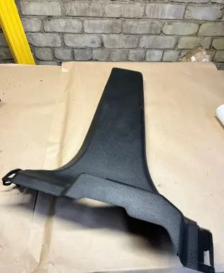 KIA Carens III (B) pillar trim (bottom) 85835A4500
