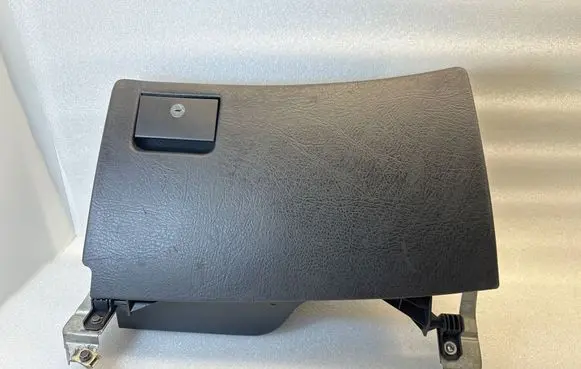 Audi 80 90 B3 Glove box 893857035D