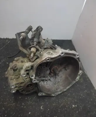 Manual 5 speed gearbox