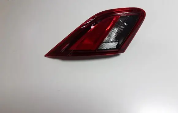 Opel Corsa E Tailgate rear/tail lights 39012625