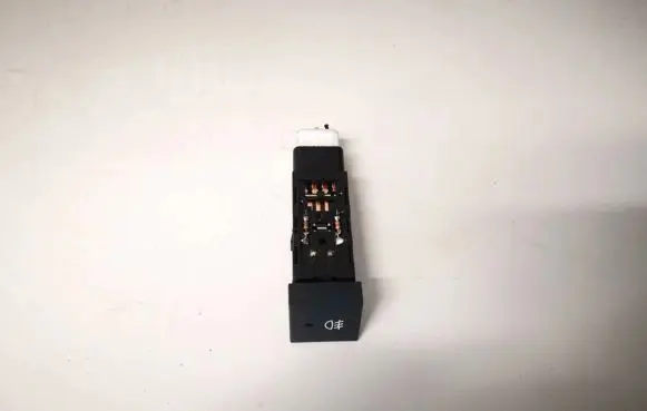 Fog light switch