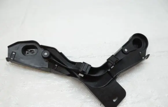 Peugeot Expert Fog light bracket 9808684480
