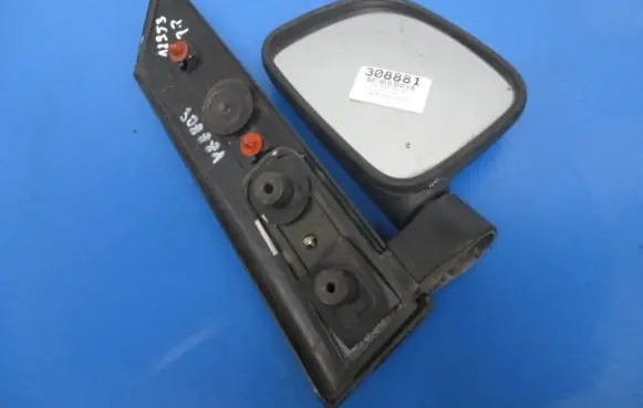 Hyundai H200 Front door electric wing mirror