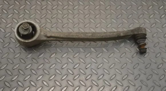 Infiniti M Y51 Front lower control arm/wishbone